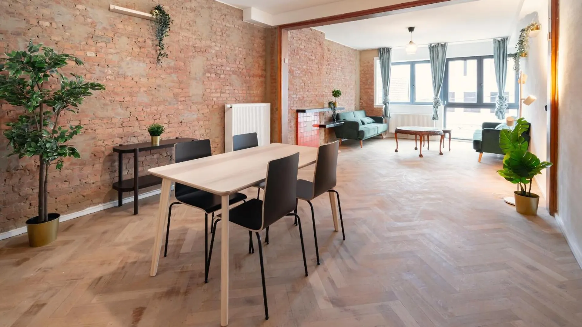 Two-Bedroom Apartments In The Heart Of Antwerpen